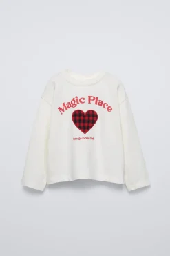 Niños ZARA 1½ - 6 Años·Camisetas|6 - 18 Meses·Camisetas<CAMISETA BORDADO CORAZÓN