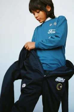 Niños ZARA 6 - 14 Años·Camisetas<CAMISETA BORDADO FORD MUSTANG ©