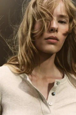 Online CAMISETA CANALÉ BOTONES Mujer Camisetas