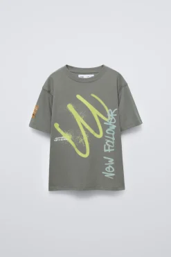 Niños ZARA 6 - 14 Años·Camisetas<CAMISETA GRAFFITI ETIQUETA