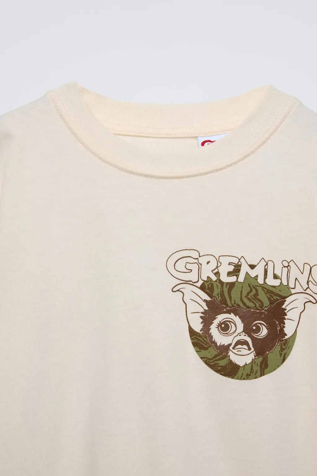 Niños ZARA 6 - 14 Años·Camisetas<CAMISETA RELIEVE GIZMO GREMLINS ™