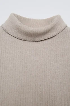 Niños ZARA 1½ - 6 Años·Camisetas|6 - 18 Meses·Camisetas<CAMISETA SOFT TOUCH CUELLO VUELTO