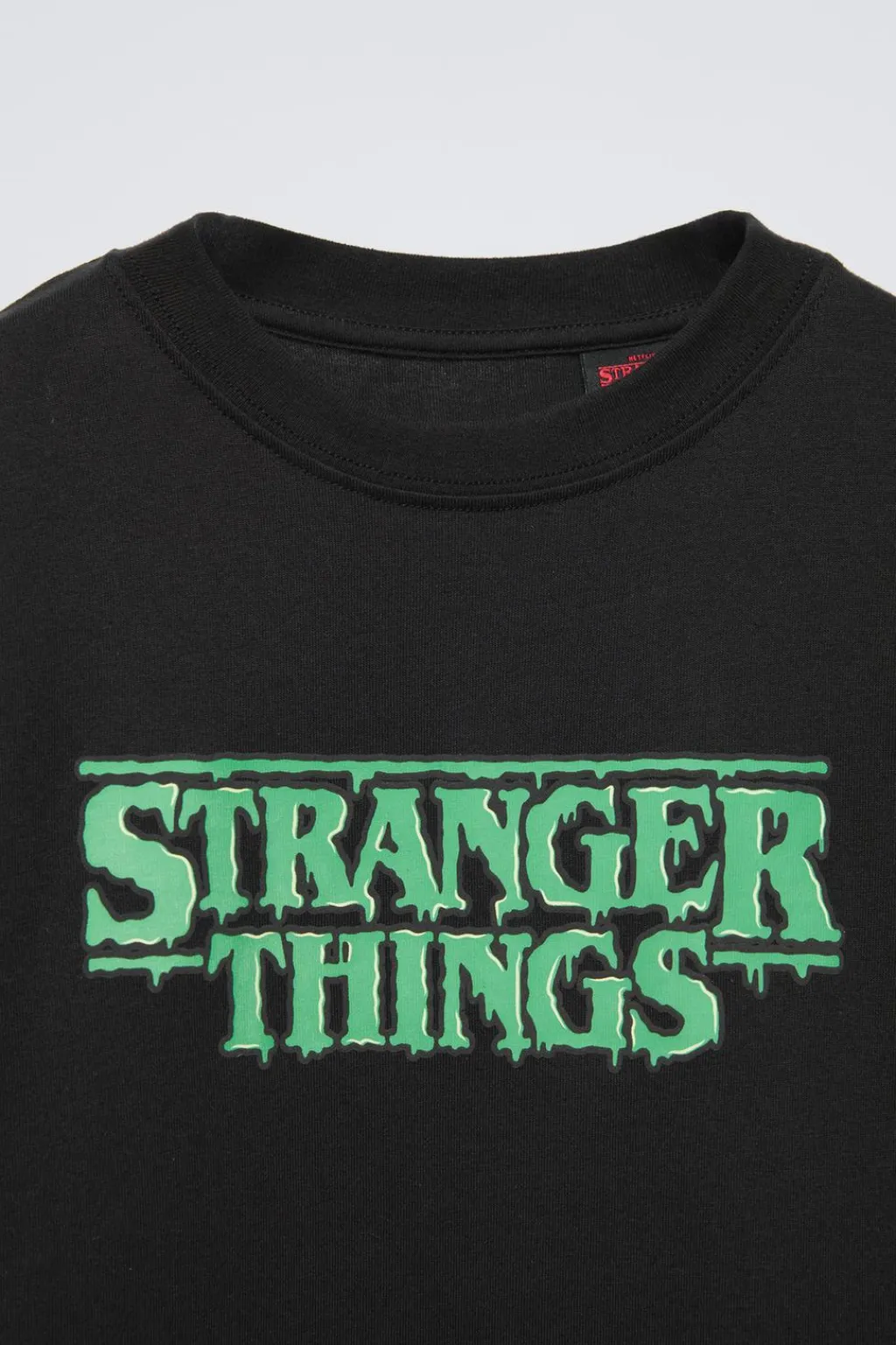 Niños ZARA 6 - 14 Años·Camisetas<CAMISETA STRANGER THINGS ™/ © NETFLIX
