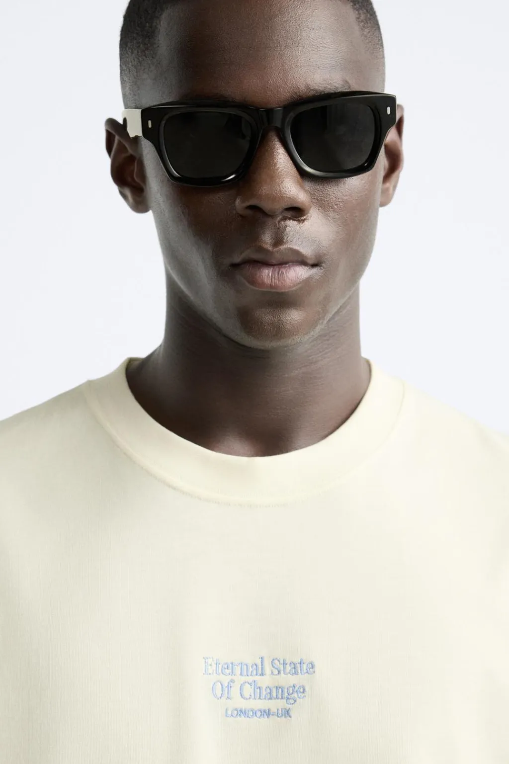 Sale CAMISETA TEXTO BORDADO Hombre Camisetas