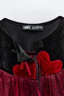 Niños ZARA 1½ - 6 Años·Accesorios|6 - 14 Años·Accesorios<CAPA DISFRAZ REINA DE CORAZONES