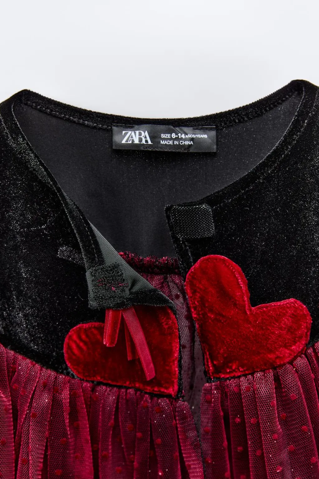 Niños ZARA 1½ - 6 Años·Accesorios|6 - 14 Años·Accesorios<CAPA DISFRAZ REINA DE CORAZONES