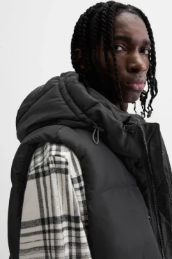 Sale CHALECO ACOLCHADO CAPUCHA Hombre Plumíferos|Chalecos