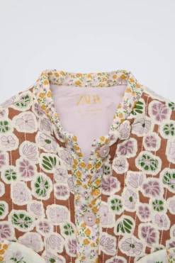 Niños ZARA 6 - 18 Meses·Abrigos / Buzos<CHAQUETA ACOLCHADA PATCHWORK