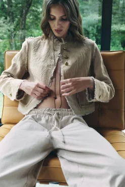 Fashion CHAQUETA CORTA DESFLECADA ZW COLLECTION Mujer Chaquetas / Cazadoras