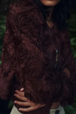 Outlet CHAQUETA CORTA ESTRUCTURA FLOR Mujer Cárdigan / Jerséis|Punto