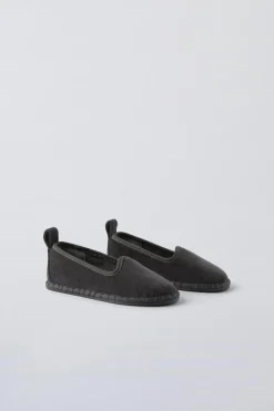 Niños ZARA 1½ - 6 Años·Zapatos|1½ - 6 Años·Zapatos<CHINELA VELVET