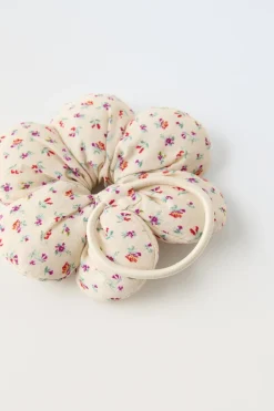 Niños ZARA 1½ - 6 Años·Accesorios|6 - 14 Años·Accesorios<COLETERO ACOLCHADO FLORES