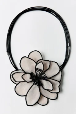 Discount COLLAR CORDÓN FLOR Mujer Accesorios / Bisuteria