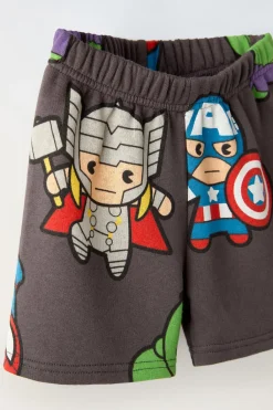 Niños ZARA 1½ - 6 Años·Camisetas|1½ - 6 Años·Pantalones / Leggings<CONJUNTO JOGGING CAMISETA Y BERMUDA AVENGERS © MARVEL