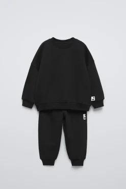 Niños ZARA 1½ - 6 Años·Sudaderas|1½ - 6 Años·Pantalones<CONJUNTO JOGGING SUDADERA Y JOGGER ETIQUETA