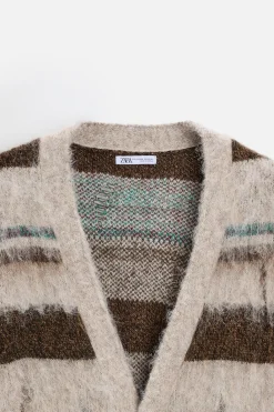 Sale CÁRDIGAN RAYAS TEXTURA DESAGUJADOS Hombre Jerséis / Chaquetas