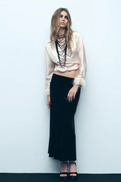 Sale CUERPO CROP SATINADO PLUMAS Mujer Tops / Bodies|Camisas / Blusas