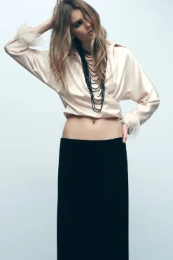 Sale CUERPO CROP SATINADO PLUMAS Mujer Tops / Bodies|Camisas / Blusas