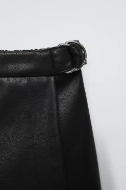 Niños ZARA 1½ - 6 Años·Faldas / Bermudas<FALDA BERMUDA EFECTO PIEL