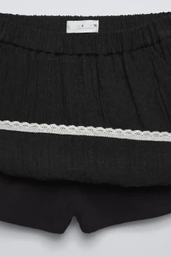 Niños ZARA 6 - 14 Años·Faldas / Bermudas<FALDA BERMUDA VOLANTES PUNTILLA