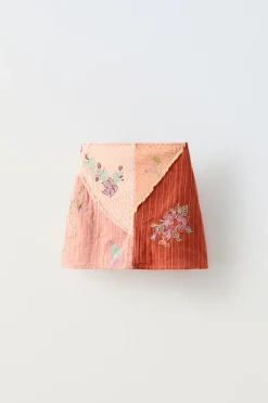 Niños ZARA 6 - 14 Años·Faldas / Bermudas|6 - 14 Años·Total Look<FALDA BORDADOS PATCHWORK