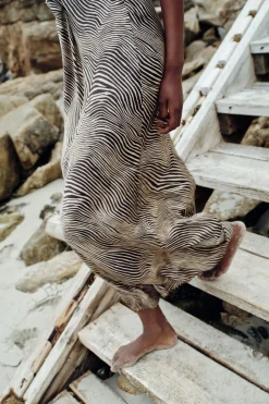 Discount FALDA MIDI ESTAMPADO ANIMAL Mujer Faldas / Shorts