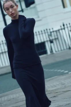 Clearance FALDA VOLANTE BAJO CON LANA Mujer Cárdigan / Jerséis|Punto