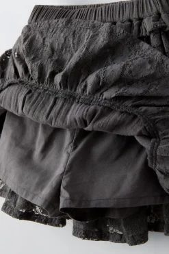 Niños ZARA 6 - 14 Años·Faldas / Bermudas<FALDA VOLANTES ENCAJE