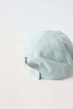 Niños ZARA 1½ - 6 Años·Accesorios|6 - 14 Años·Accesorios<GORRA DENIM EMBOSSED