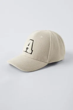 Niños ZARA 1½ - 6 Años·Accesorios|6 - 14 Años·Accesorios<GORRA FRANELA LETRA BORDADA