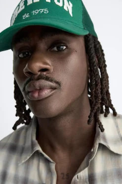 Sale GORRA TEXTO RELIEVE Hombre Accesorios