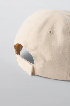 Niños ZARA 1½ - 6 Años·Accesorios|6 - 14 Años·Accesorios<GORRA VARSITY BORDADO