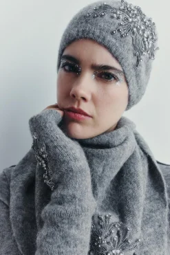 Outlet GORRO BEANIE PUNTO BORDADOS ABALORIOS Mujer Accesorios / Bisuteria