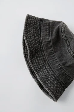 Niños ZARA 1½ - 6 Años·Accesorios|6 - 14 Años·Accesorios<GORRO DENIM BOB