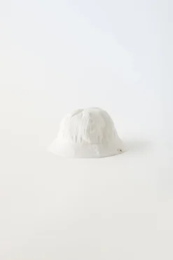 Niños ZARA 1½ - 6 Años·Accesorios|6 - 18 Meses·Accesorios / Calcetines<GORRO ETIQUETA ESTRELLA