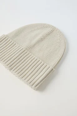 Niños ZARA 1½ - 6 Años·Accesorios|6 - 14 Años·Accesorios<GORRO PUNTO