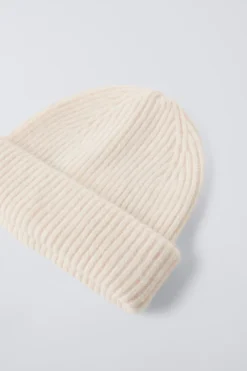 Niños ZARA 1½ - 6 Años·Accesorios|6 - 14 Años·Accesorios<GORRO PUNTO