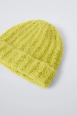 Niños ZARA 1½ - 6 Años·Accesorios|6 - 14 Años·Accesorios<GORRO PUNTO CON LANA