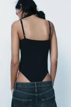 Hot JEANS TRF BALLOON TIRO MEDIO Mujer Jeans