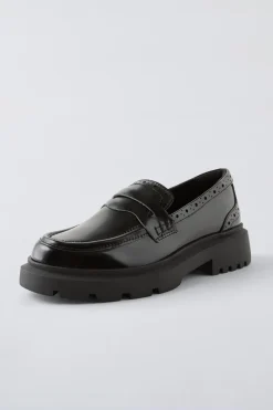 Niños ZARA 6 - 14 Años·Zapatos<MOCASÍN PICADOS