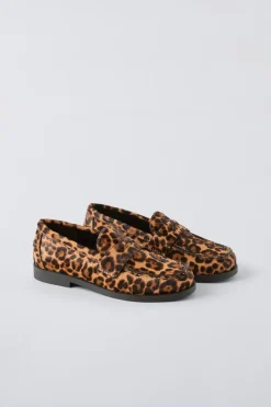 Niños ZARA 6 - 14 Años·Zapatos<MOCASÍN PIEL ANIMAL PRINT
