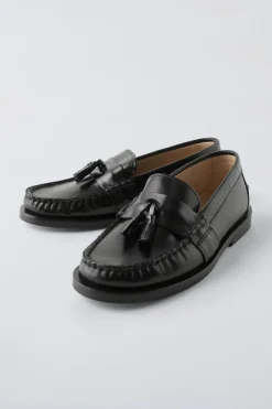 Niños ZARA 6 - 14 Años·Zapatos<MOCASÍN PIEL BORLA