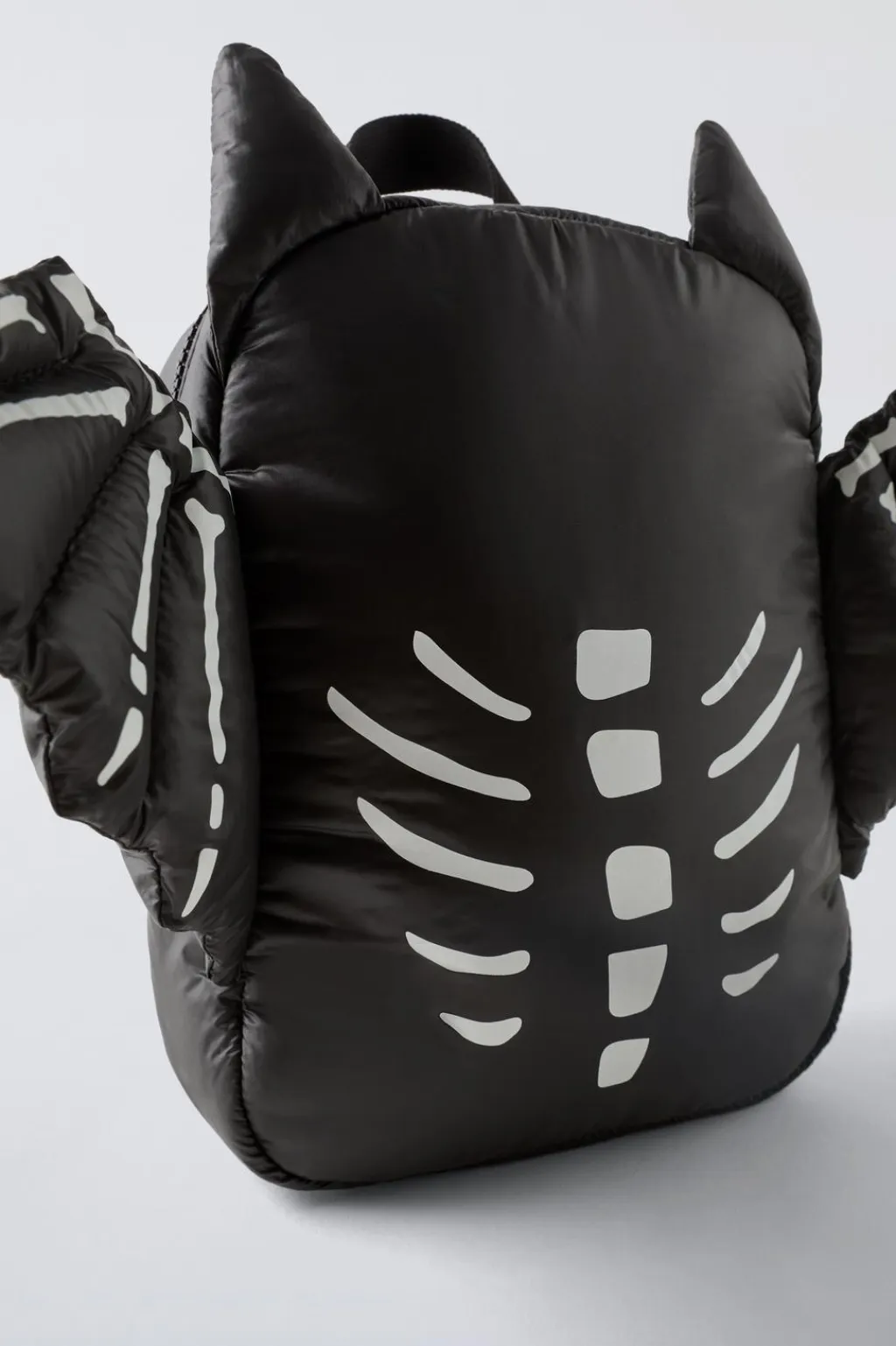 Niños ZARA 6 - 14 Años·Bolsos / Mochilas<MOCHILA MURCIÉLAGO