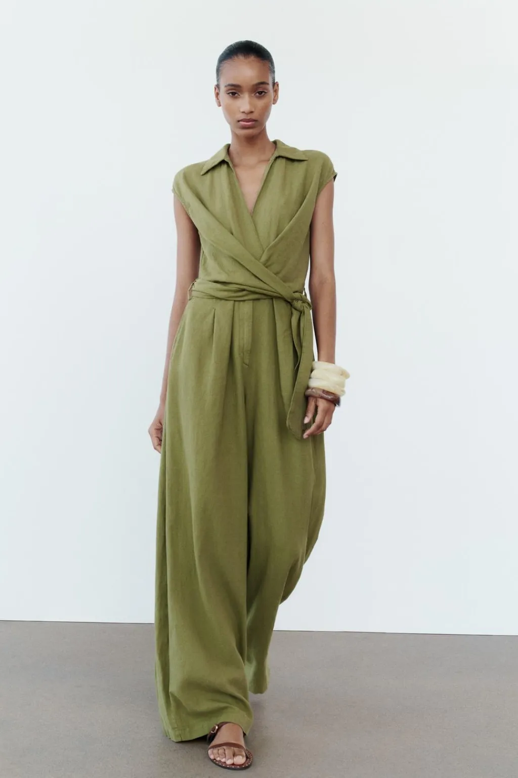 Outlet MONO ANCHO NUDO CON LINO Mujer Vestidos