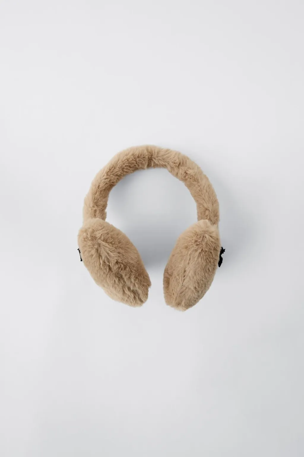 Niños ZARA 1½ - 6 Años·Accesorios|6 - 14 Años·Accesorios<OREJERAS EFECTO PELO CORAZÓN LACITOS