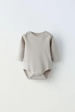 Niños ZARA 1½ - 6 Años·Ropa Interior / Calcetines|1½ - 6 Años·Ropa Interior / Calcetines<PACK CINCO BODIES CONEJITOS