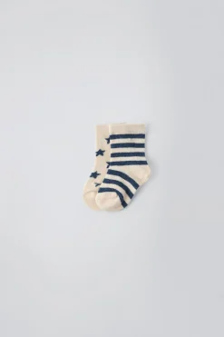 Niños ZARA 0 - 6 Meses·Ropa Interior / Pijamas|6 - 18 Meses·Accesorios / Calcetines<PACK DOS CALCETINES BANDAS Y ESTRELLAS