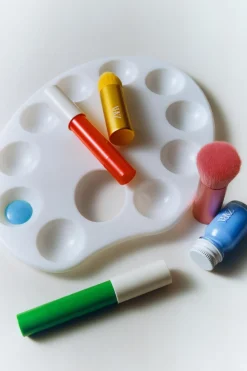 Niños ZARA 1½ - 6 Años·Perfumes / Cosmética|6 - 14 Años·Accesorios<PALETA