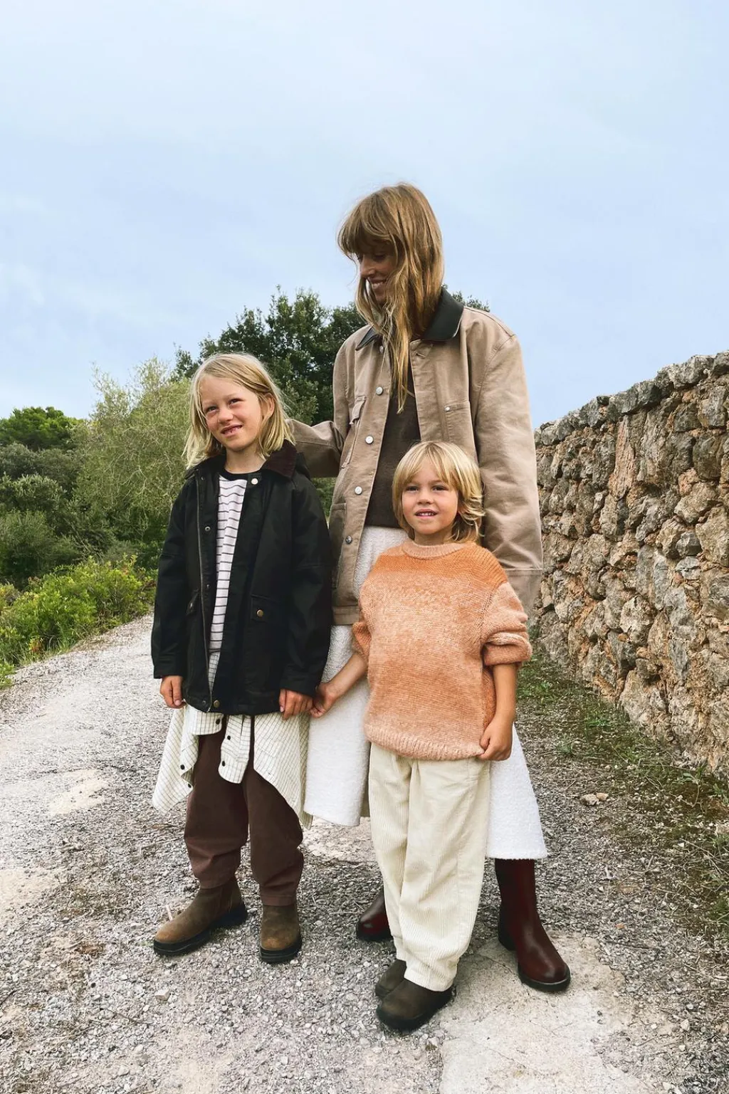 Niños ZARA 6 - 14 Años·Pantalones<PANTALÓN BARRELL PANA