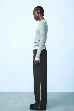 Sale PANTALÓN BOXER VIVO LATERAL Mujer Pantalones